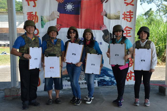 東專實彈射擊體驗 深化全民國防教育圖片