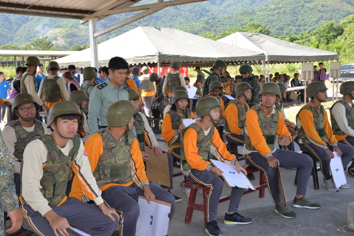東專實彈射擊體驗 深化全民國防教育圖片