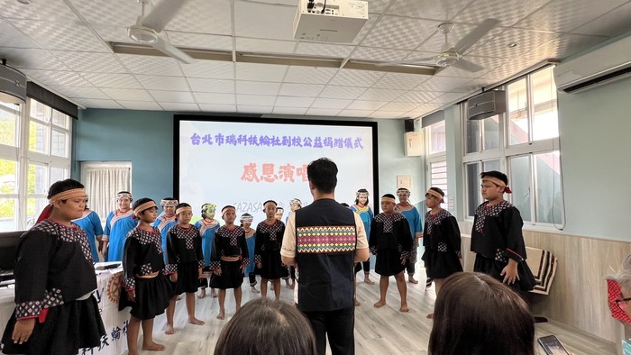 鸞山國小3圖片