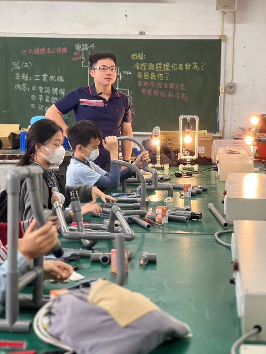 電機科技職教育扎根照片4圖片