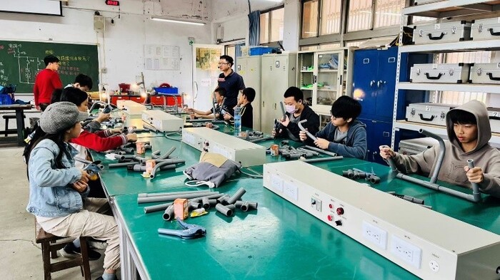 電機科技職教育扎根照片5圖片