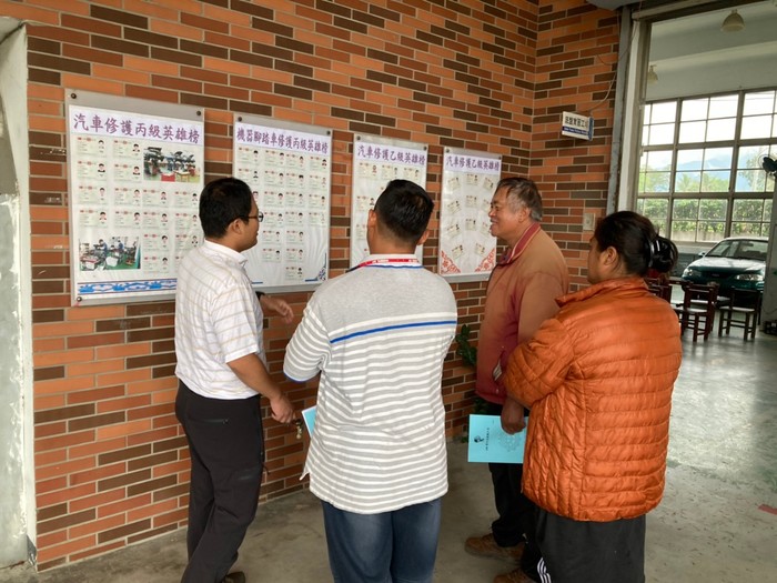 109年度東專高職部親師座談會圖片