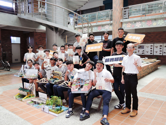 臺東專校土木科全國木橋賽勇奪雙料第三名圖片